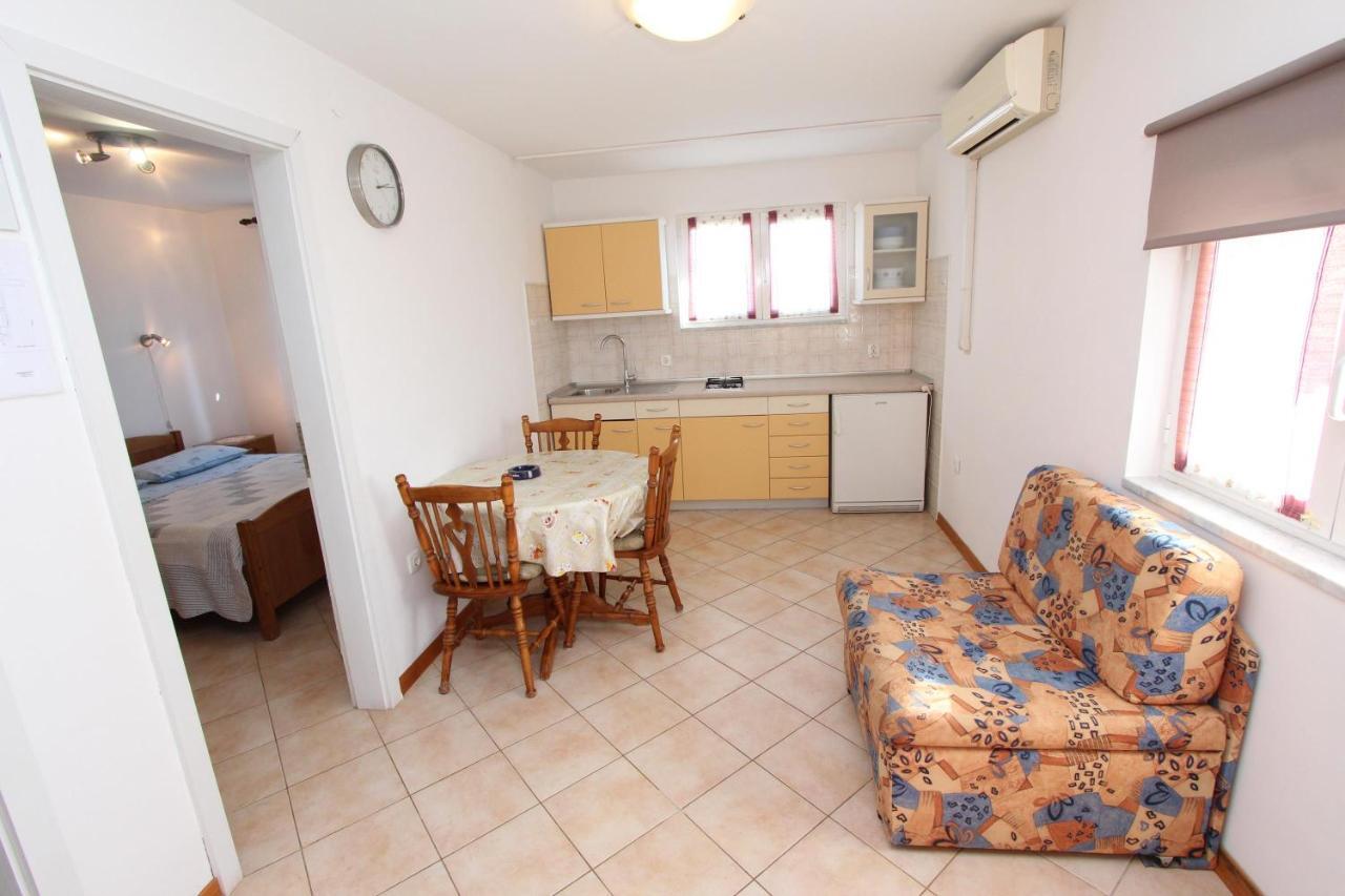 Apartments Malvina Rovinj Buitenkant foto